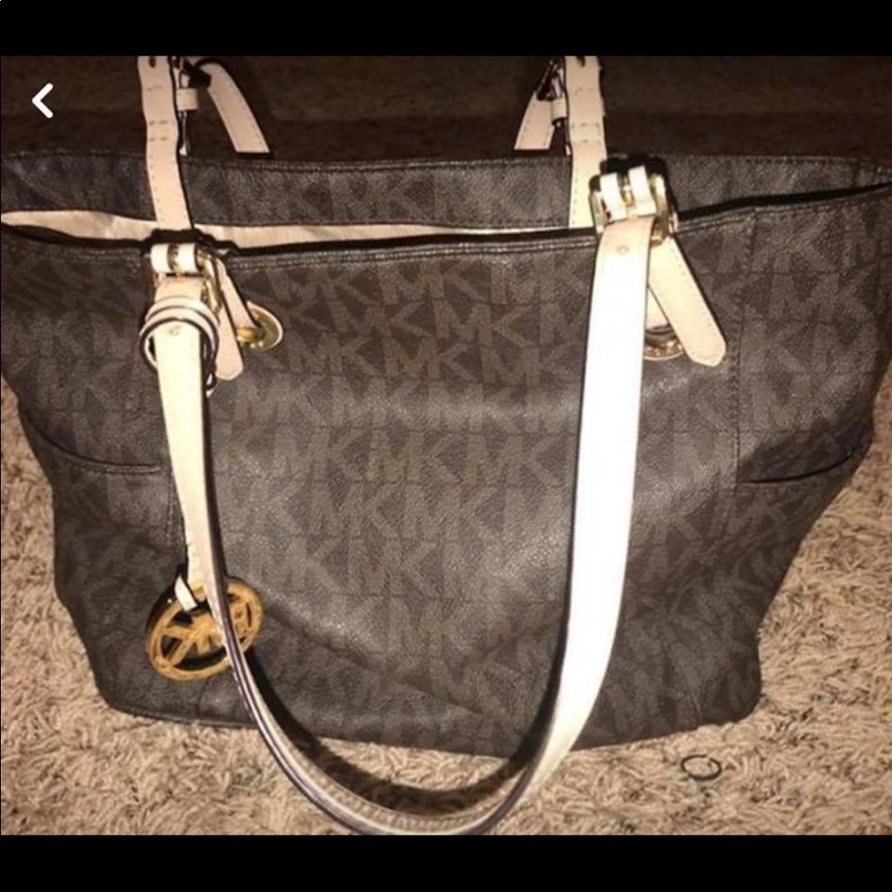 Michael Kors purse